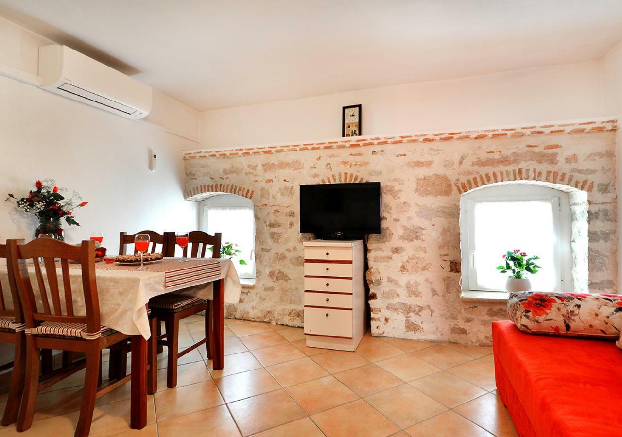 Old Town Vrsar, Apartments Danica & Zoran المظهر الخارجي الصورة